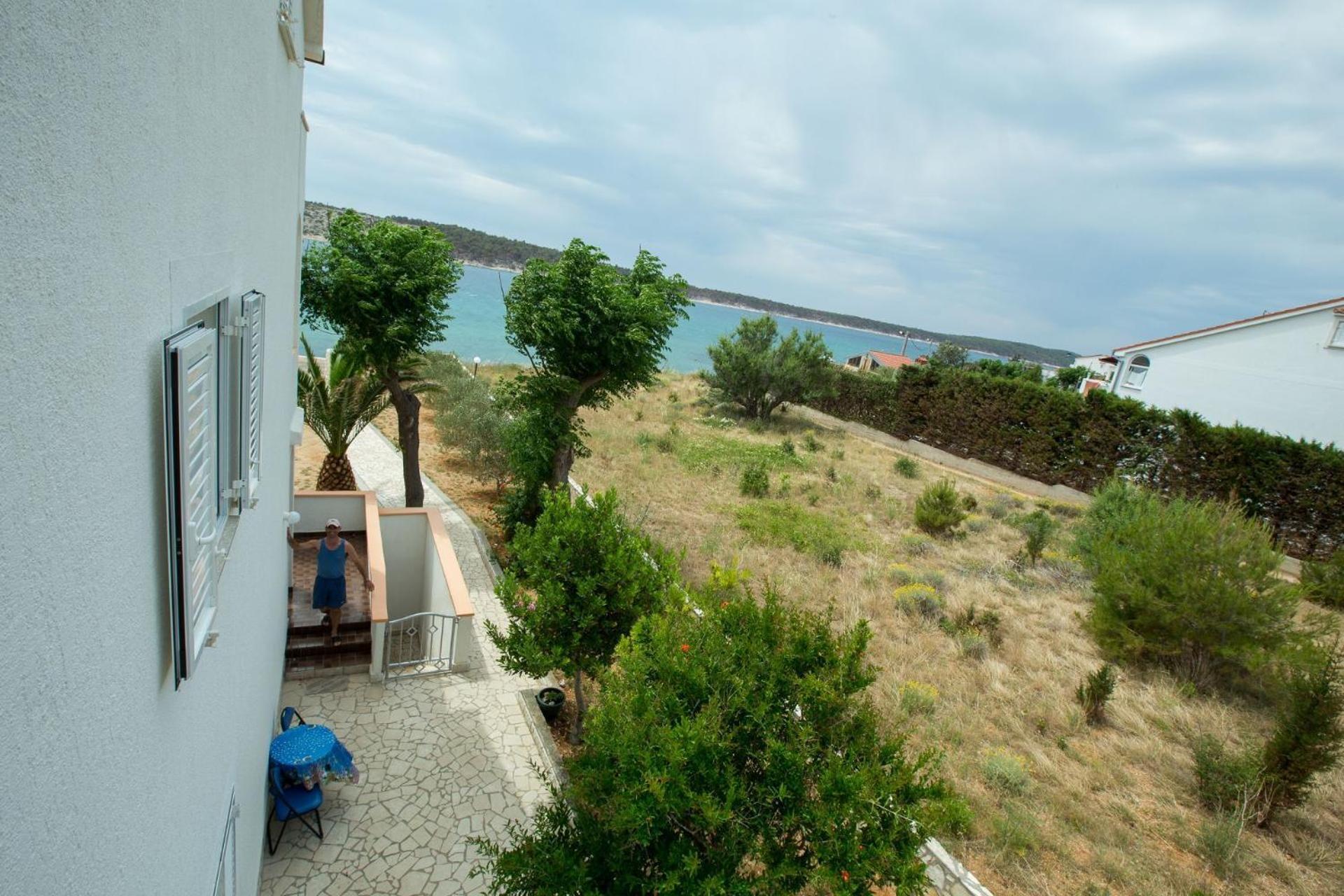 Apartments Frane-20M From Beach Barbat na Rabu المظهر الخارجي الصورة