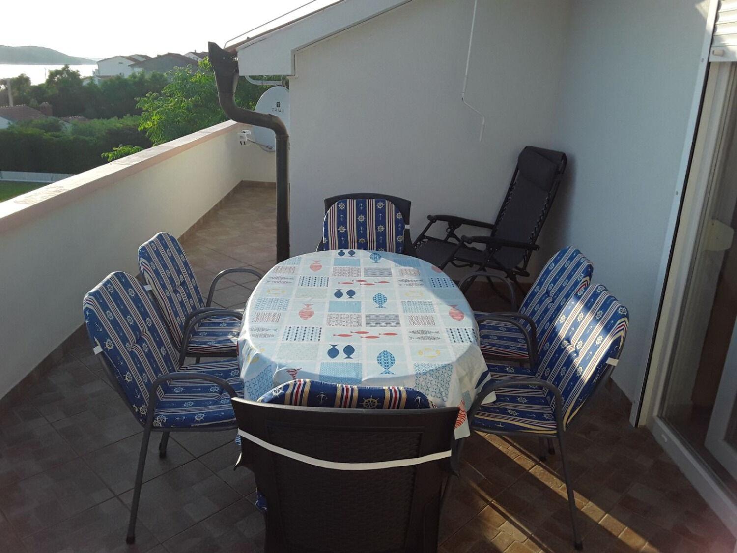 Apartments Frane-20M From Beach Barbat na Rabu المظهر الخارجي الصورة