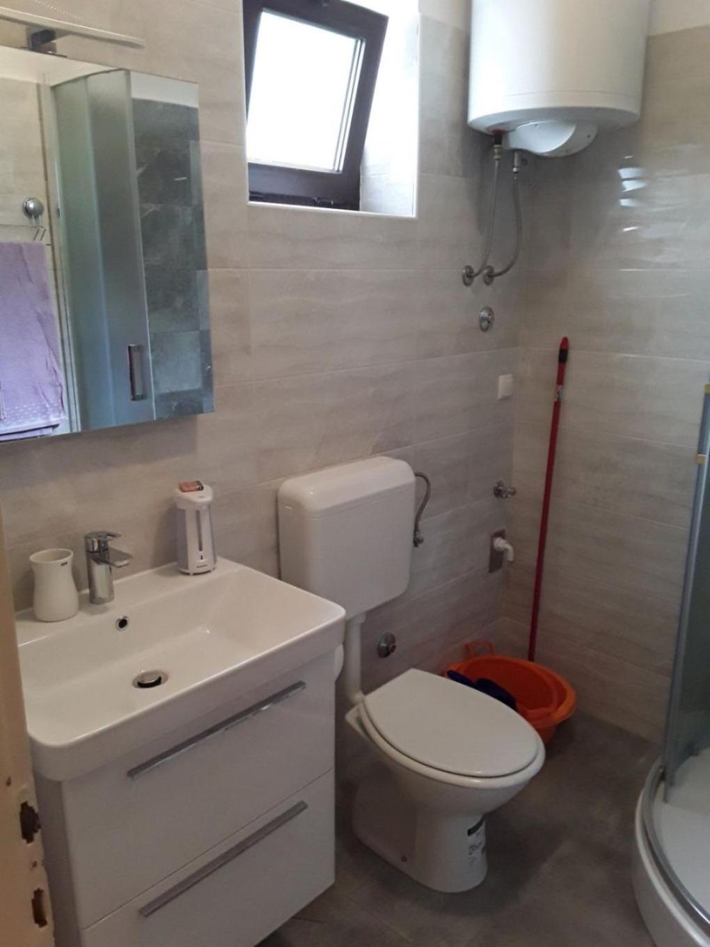 Apartments Frane-20M From Beach Barbat na Rabu المظهر الخارجي الصورة